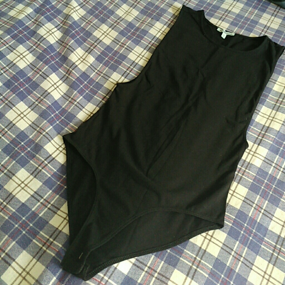 Side boob body suit